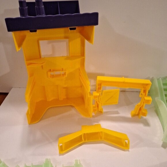 Thomas Train Trackmaster Glow In Dark PERCY'S MIDNIGHT MAIL DELIVERY Incomplete - Picture 7 of 9